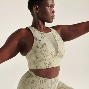 Sweaty Betty x Halle Berry Athena Sports Bra